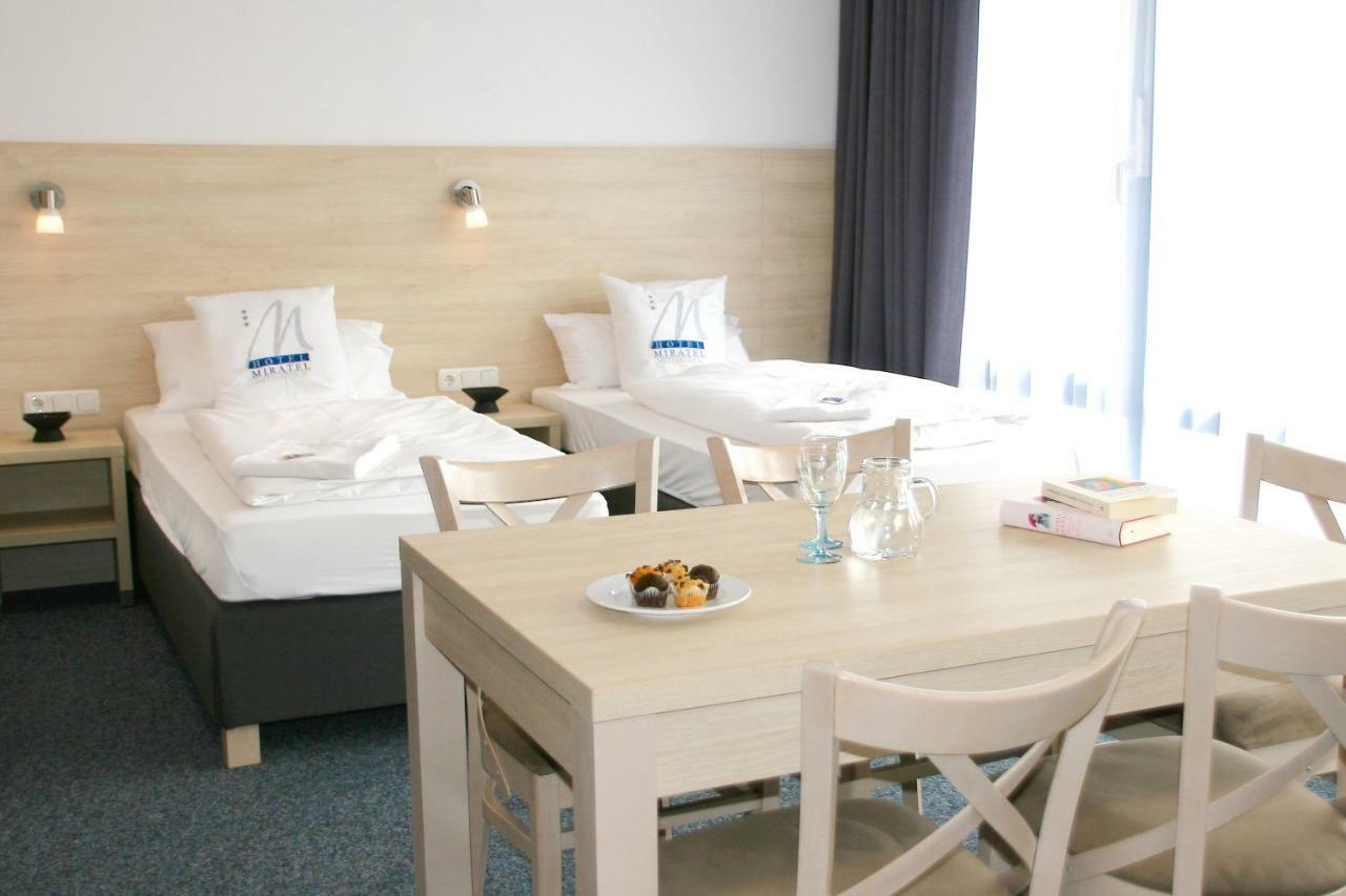 Miratel Hotel Mitterteich Ngoại thất bức ảnh