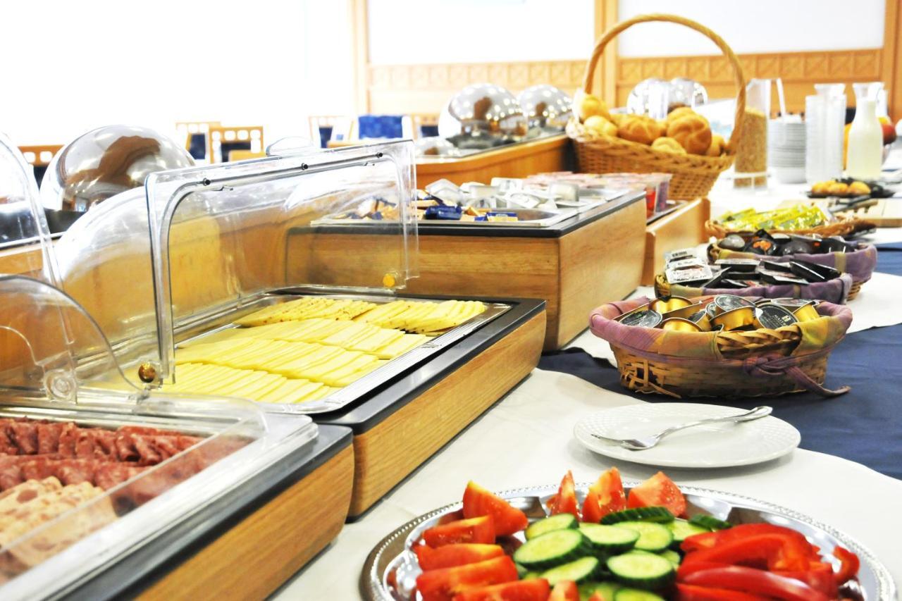 Miratel Hotel Mitterteich Ngoại thất bức ảnh
