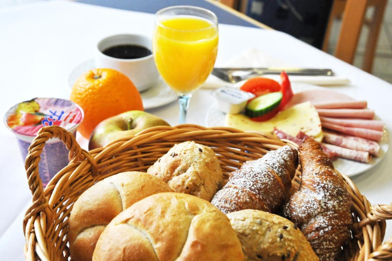 Miratel Hotel Mitterteich Ngoại thất bức ảnh